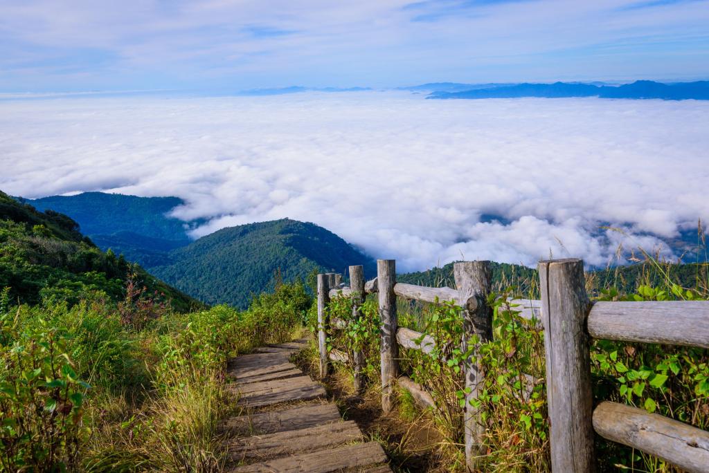 chiang mai doi inthanon national park