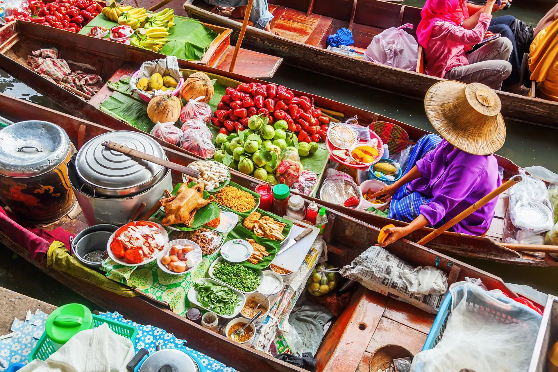 damnoen saduak floating market