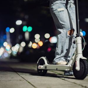 trottinette nuit bangkok