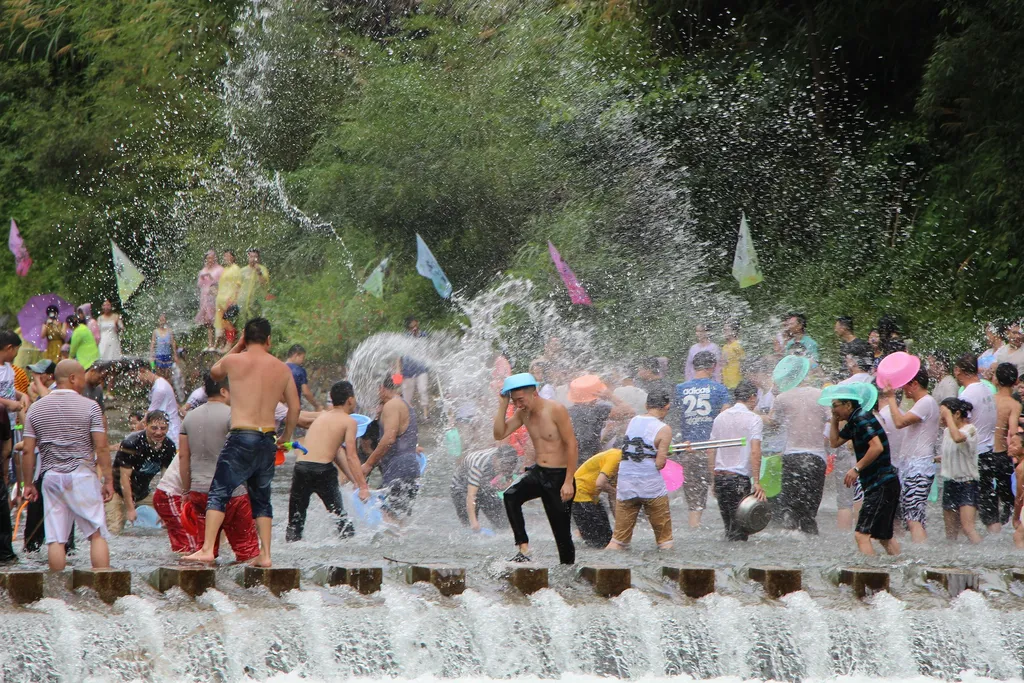 laydown water fight