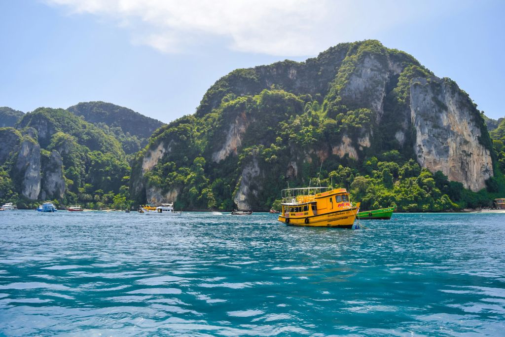 nopparuj lamaikul zTmInAQHs unsplash